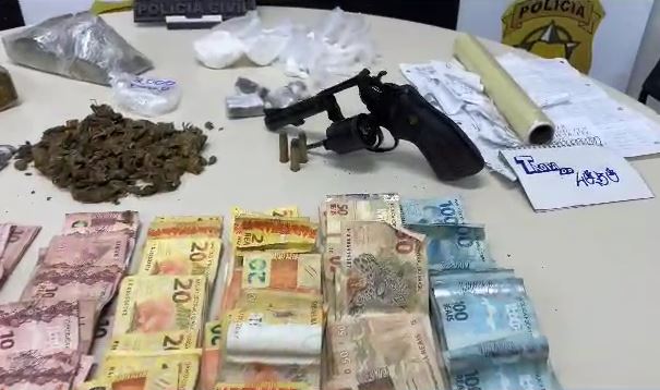 Polícia Civil apreende maconha, cocaína, haxixe e arma de calibre restrito em Natal