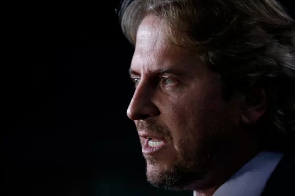 Bancada do PT diz a Haddad que não abre mão de taxar os bilionários