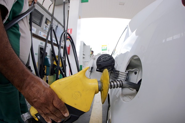 ANP: preço do etanol cai em 17 Estados e no DF, sobe em 5 e fica estável em 4