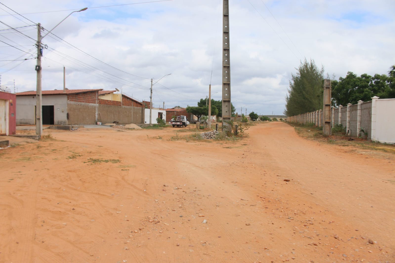 Prefeitura irá pavimentar avenida Jornalista João Carlos Wanderley, no bairro Meus Amores