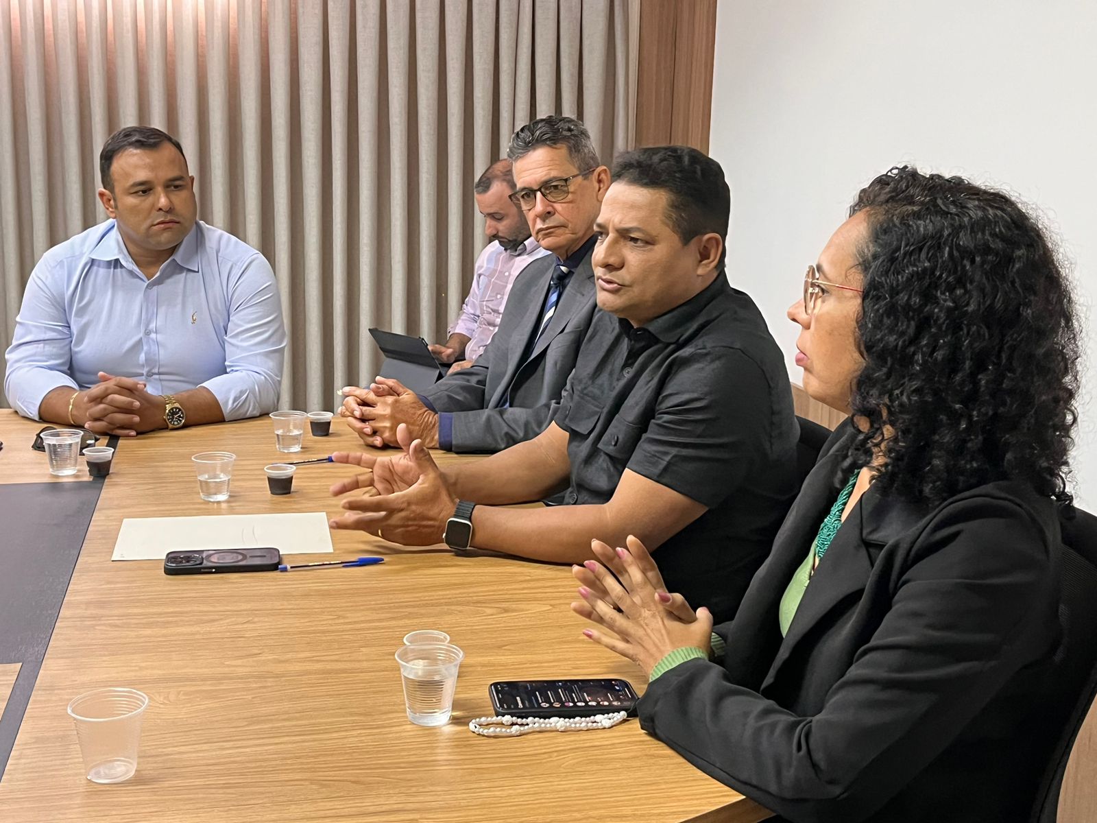 Após viagem a Brasília, Prefeito Eraldo reúne vereadores para encaminhar pacote de obras em São Gonçalo do Amarante