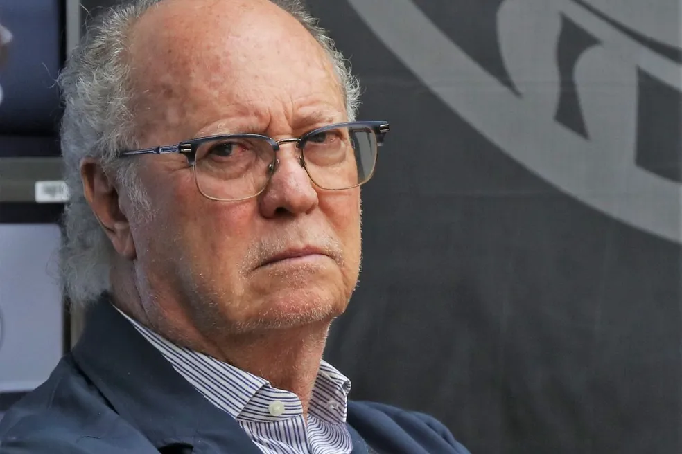Falcão, ex-jogador da Seleção Brasileira, é denunciado por importunação sexual