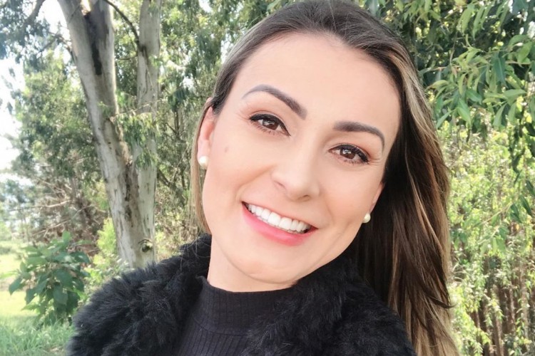 Andressa Urach conta que faturou R$ 500 mil em conteúdos adultos: “Vou poder ajudar a minha mãe”
