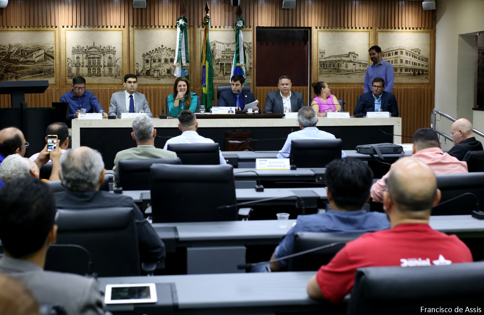 Câmara de Natal discute reclamações sobre excesso de multas de trânsito