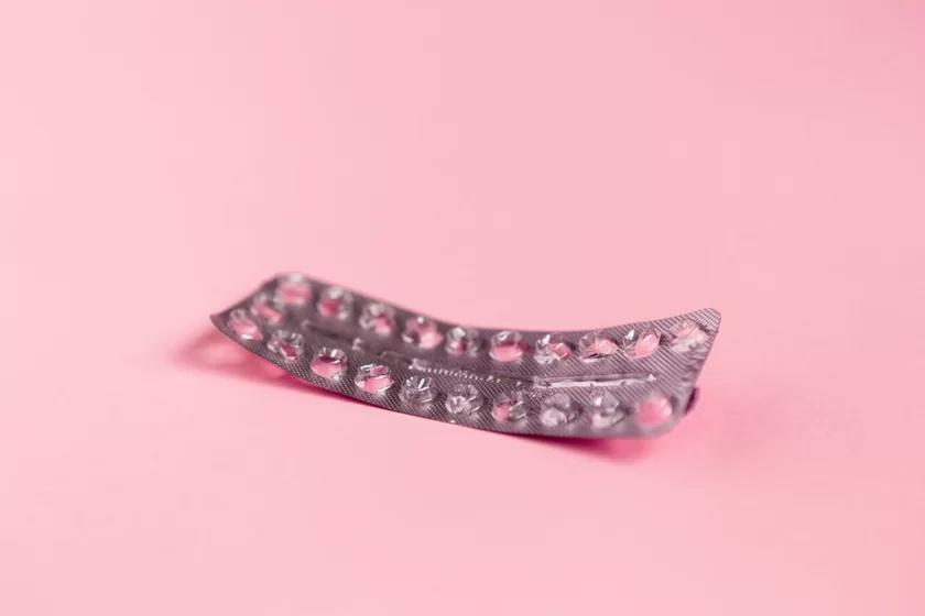 Quatro de cada 10 brasileiras não usam contraceptivo, diz levantamento