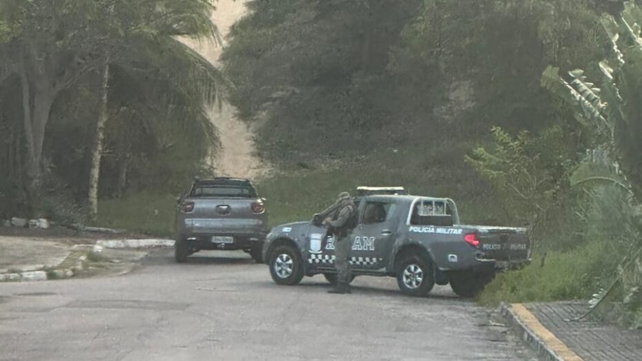 Suspeito morre em confronto com a PM após assalto em Ponta Negra