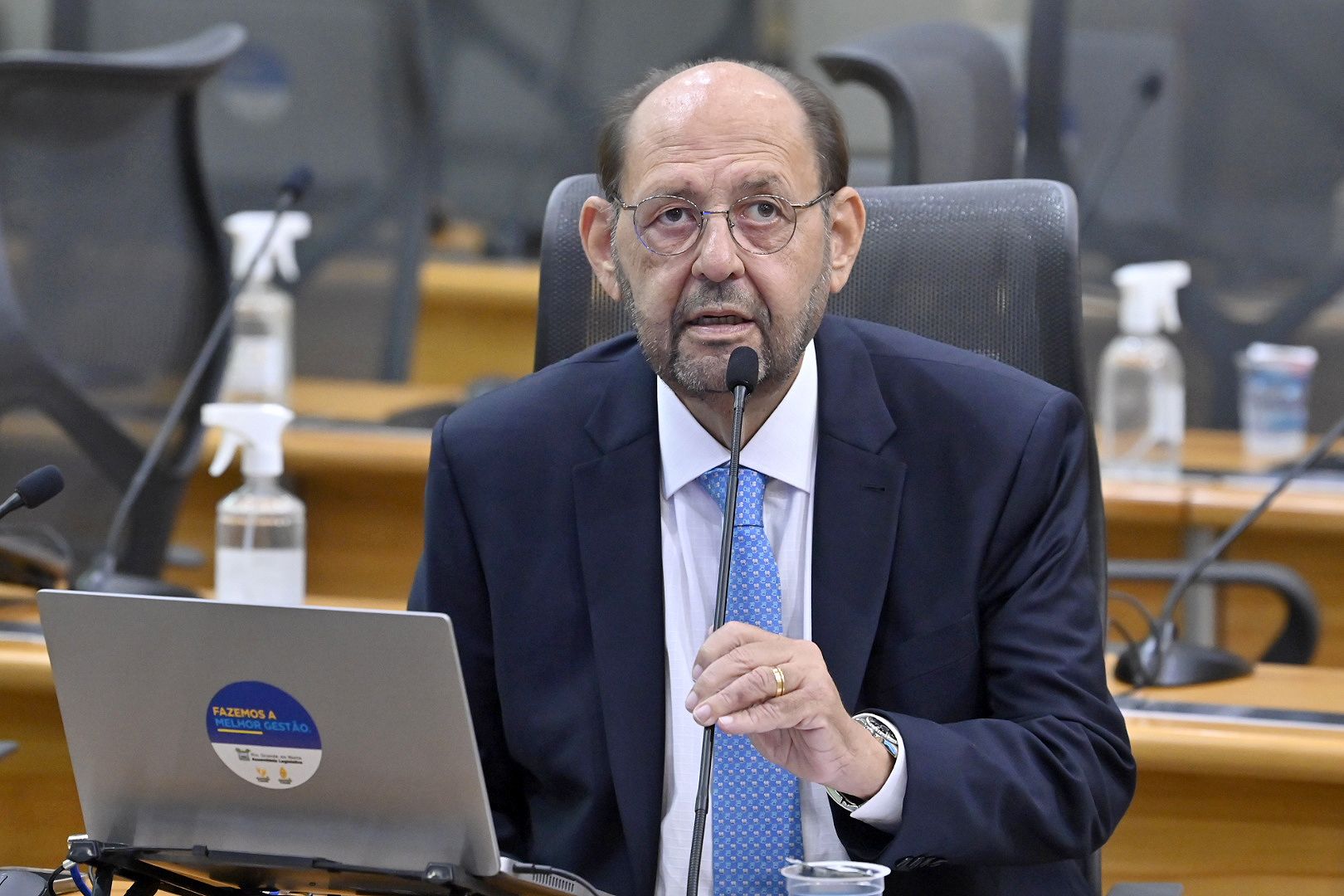 Gustavo Carvalho propõe lei que dá direito a avaliação individualizada a alunos com autismo