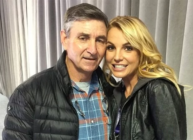 Pai de Britney Spears está internado em estado grave, diz site