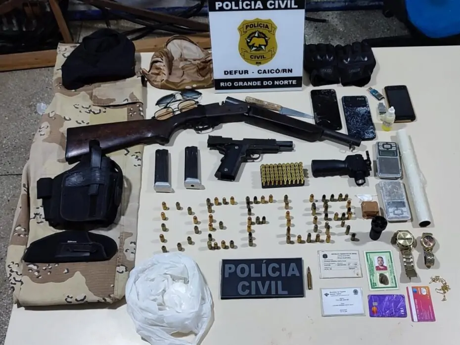Líder de facção envolvido em assaltos, homicídios e tráfico de drogas é preso pela Polícia Civil em Caicó
