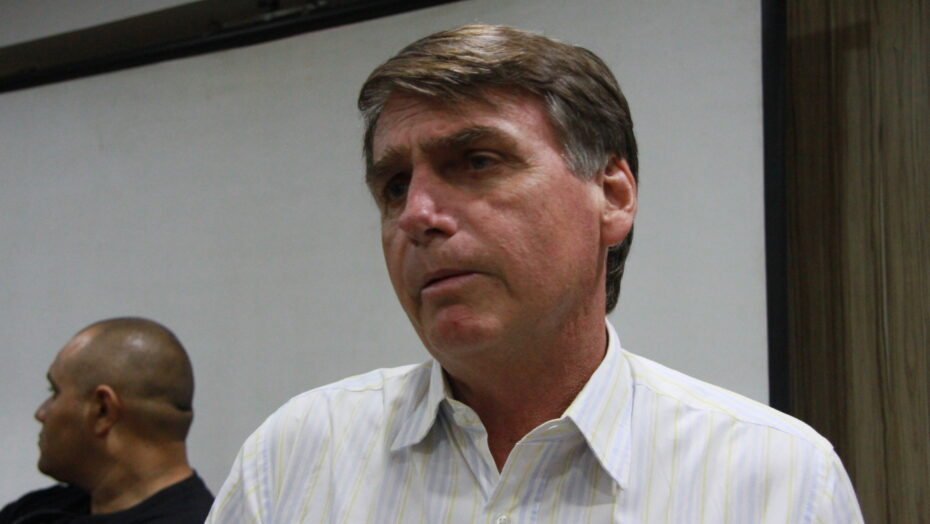 Dirigentes do PL definem agenda de Bolsonaro no RN para início de dezembro