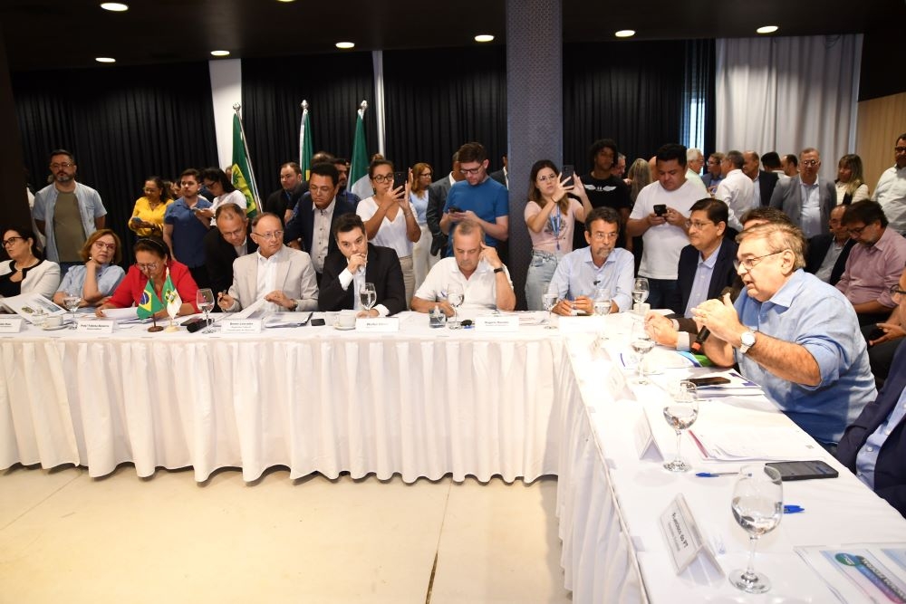 Em encontro da Bancada Federal, Prefeito Álvaro Dias defende recursos para Hospital de Natal