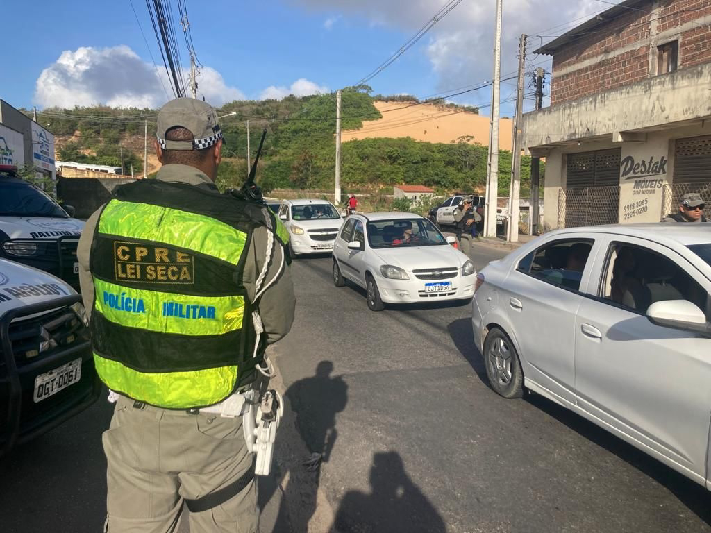 Quase 100 condutores são autuados em sete dias de operações da Lei Seca Natal