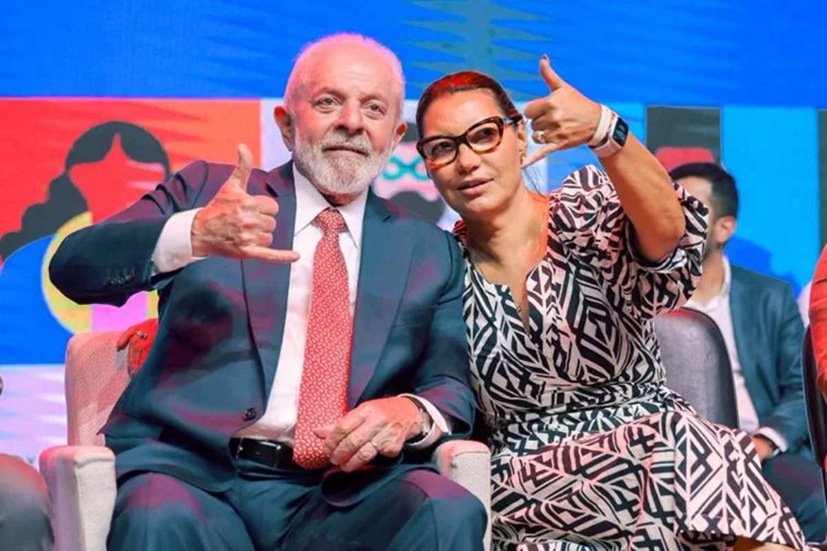 Lula diz que fica “muito puto da vida” quando atacam Janja na web