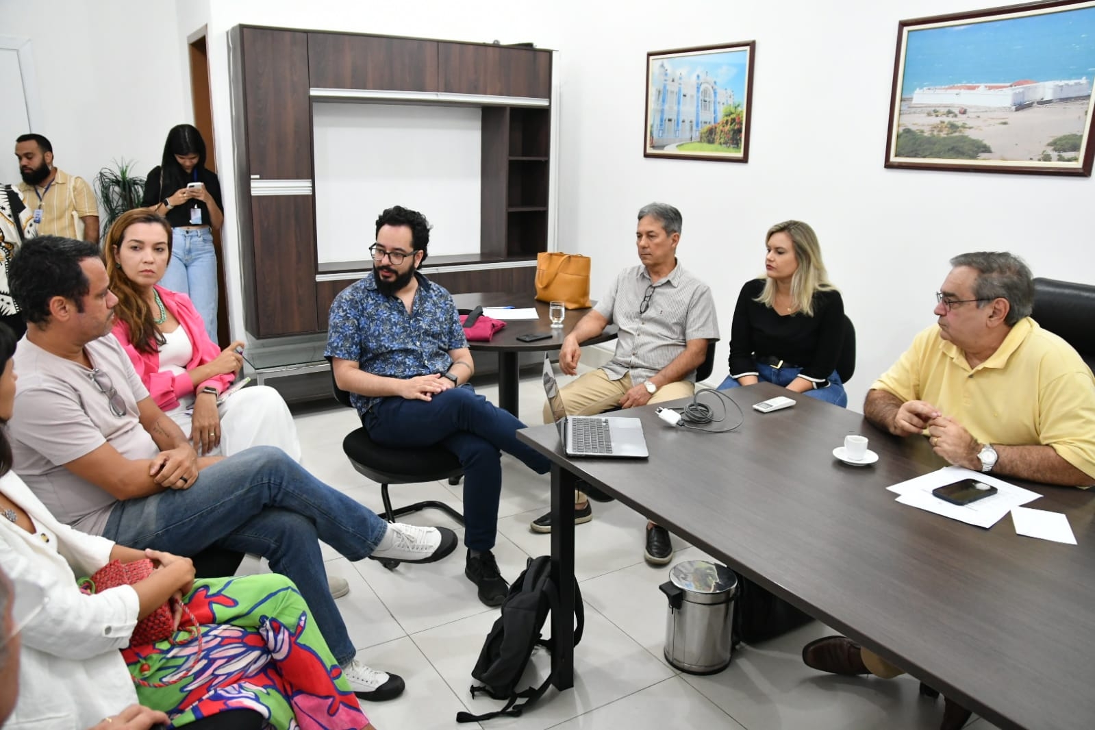 Álvaro Dias garante apoio da gestão à produção internacional de audiovisual que será filmada em Natal