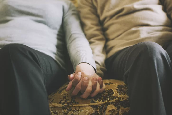 Marido e mulher costumam ter pressão alta juntos, diz estudo