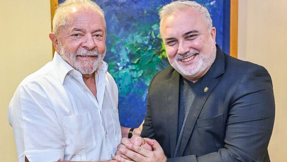 Jean Paul e Lula assinam retomada de investimento na RNEST
