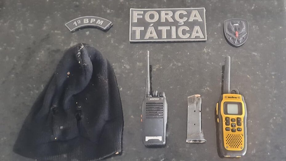 Cena de cinema: Suspeito atira na PM e foge de barco pelo Rio Potengi