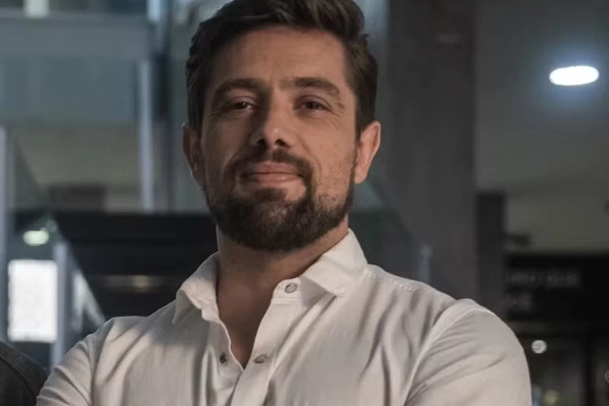 Rafael Cardoso é dispensado e deixa a Globo após 15 anos