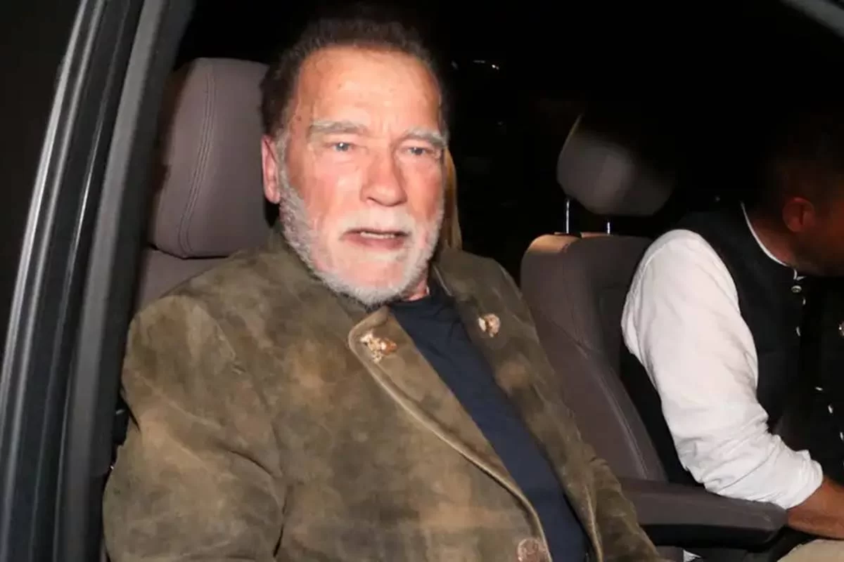 Schwarzenegger é retido em aeroporto na Alemanha por conta de relógio