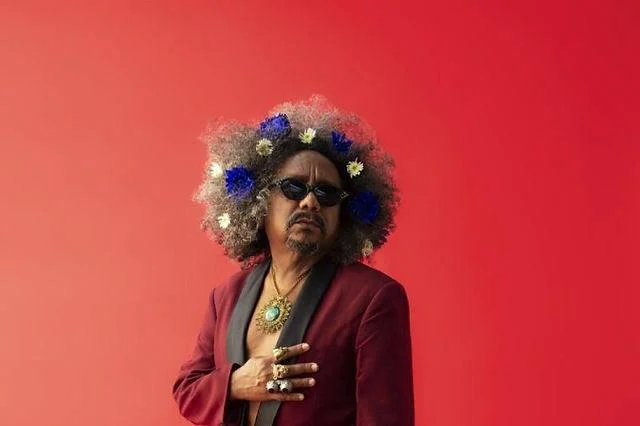 Festival RN Music 360 começa hoje em Ponta Negra com show de Yrahn Barreto e Chico César
