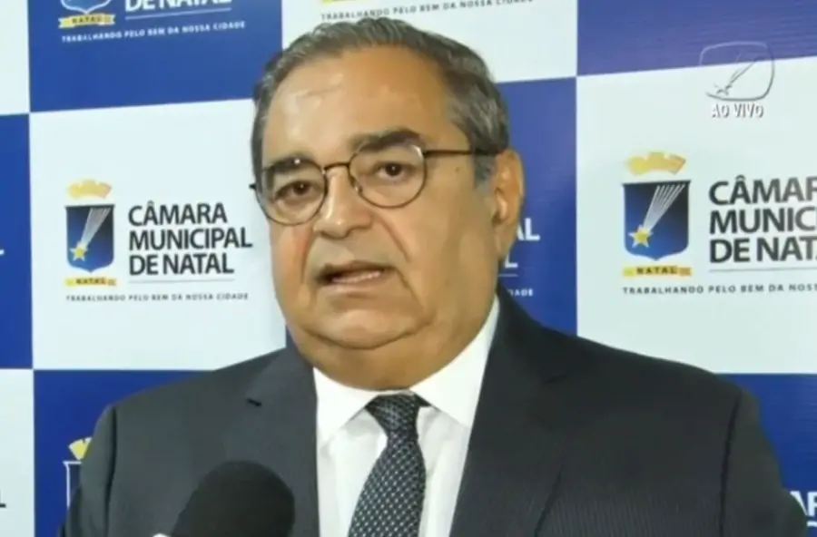Álvaro Dias destaca investimento em obras na leitura da mensagem anual na Câmara de Natal
