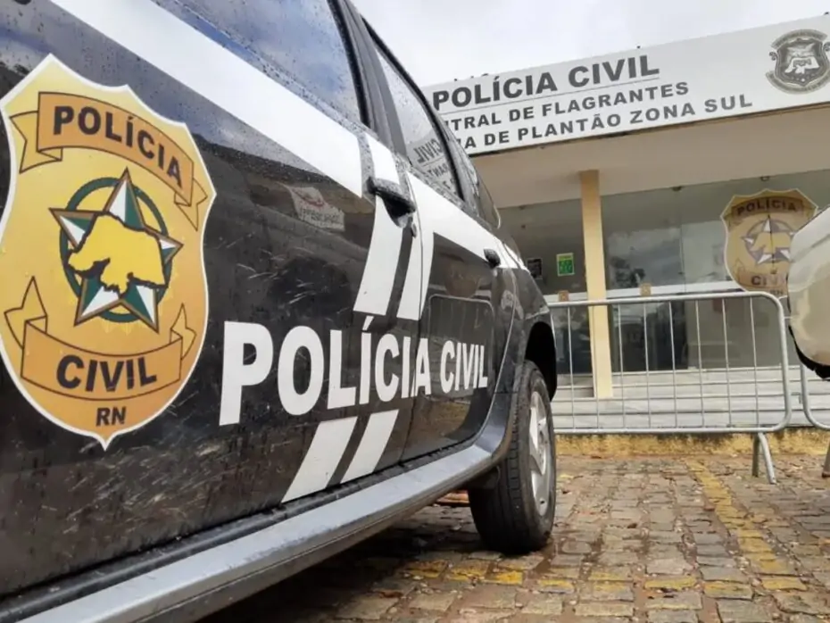 Mulher é presa em Natal por comprar roupas e sapatos usando comprovantes falsos de Pix