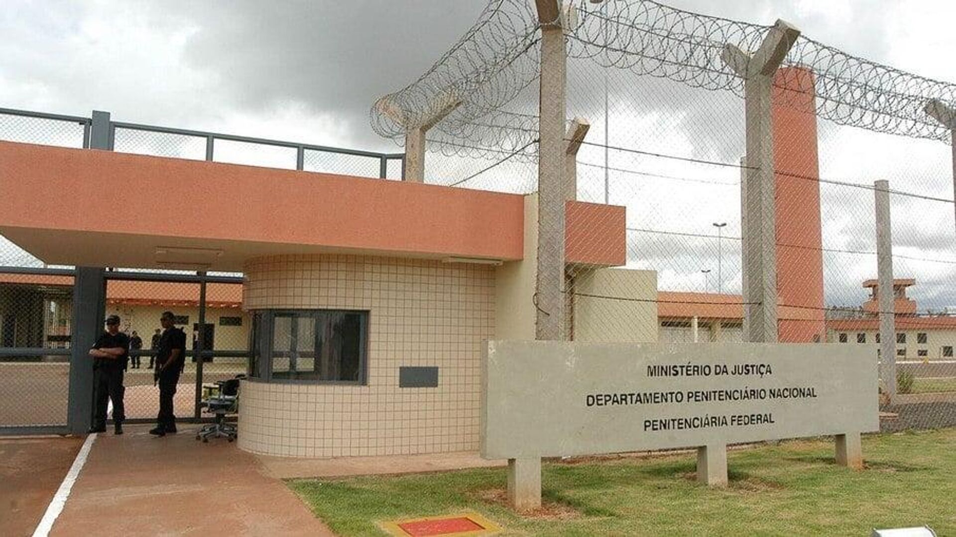 Potiguar 02 é utilizado em buscas por fugitivos de presídio federal; RN pede ajuda de Ceará e Paraíba