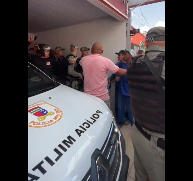 VÍDEO: Confusão em assembleia sindical termina com pessoa baleada na zona Sul de Natal