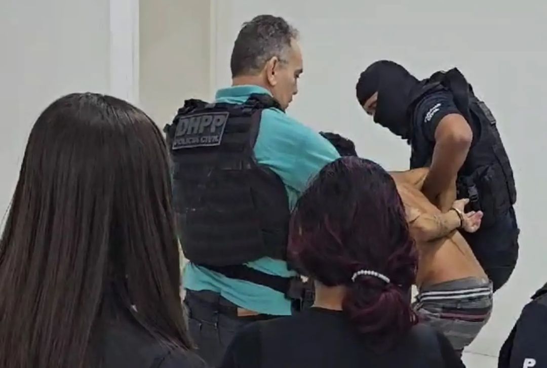 Casal é preso em Parnamirim por suspeita de sequestrar crianças