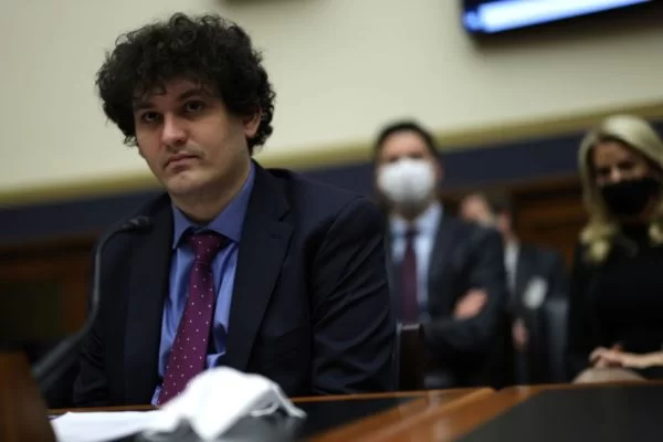 “Rei das criptomoedas” é condenado a 25 anos de prisão nos EUA