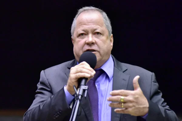 Lira promete procurar Moraes por mais detalhes sobre prisão de Brazão