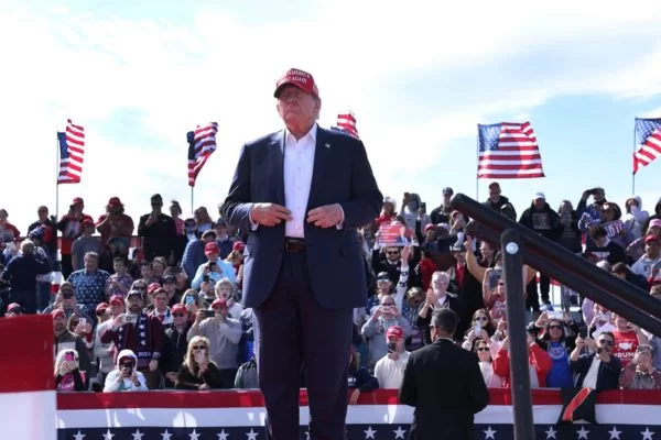 Trump diz que, se não vencer eleições, os EUA terão “banho de sangue”