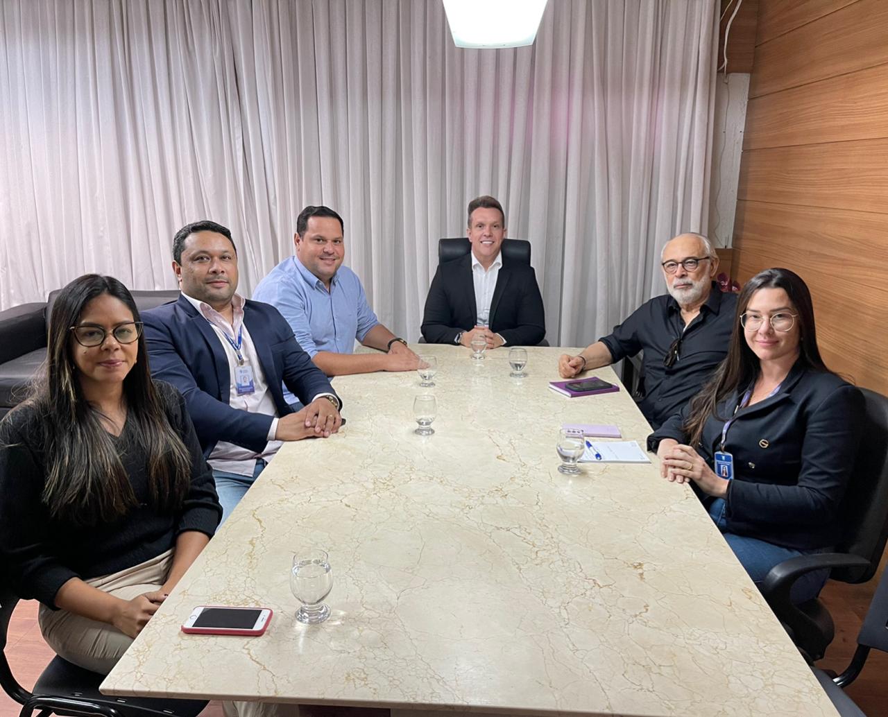 Presidente da Câmara de Natal, Eriko Jácome inaugura os trabalhos da Escola do Legislativo em parceria com a Assembleia Legislativa