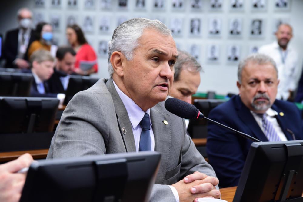 Deputado General Girão vai apresentar notícia-crime ao MP contra Fernando Mineiro
