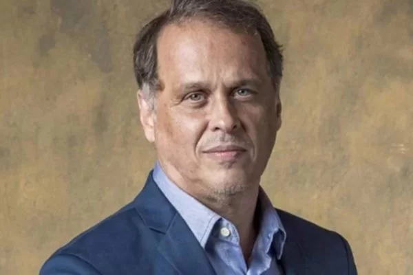 Ex-galã da Globo, Guilherme Fontes descobre problema no coração
