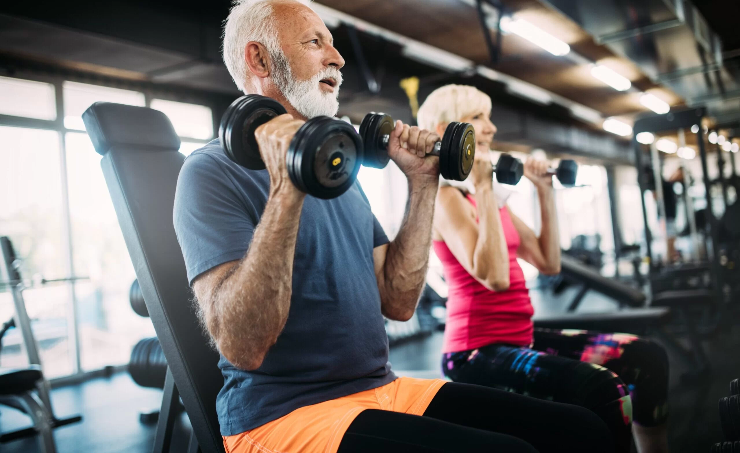Estudo mostra que musculação melhora depressão e ansiedade em idosos