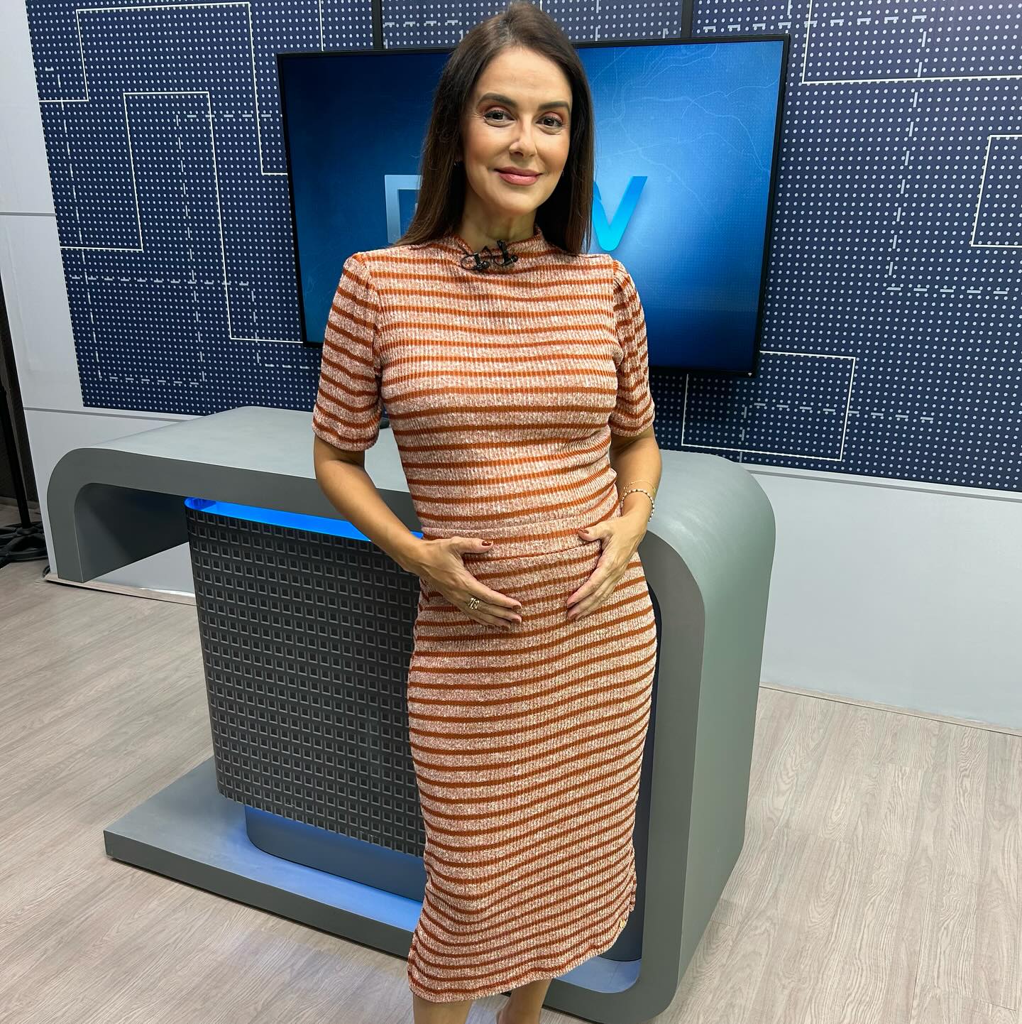 Grávida, apresentadora da InterTV Cabugi fala sobre 'falta de empatia’ de seguidores com seu figurino