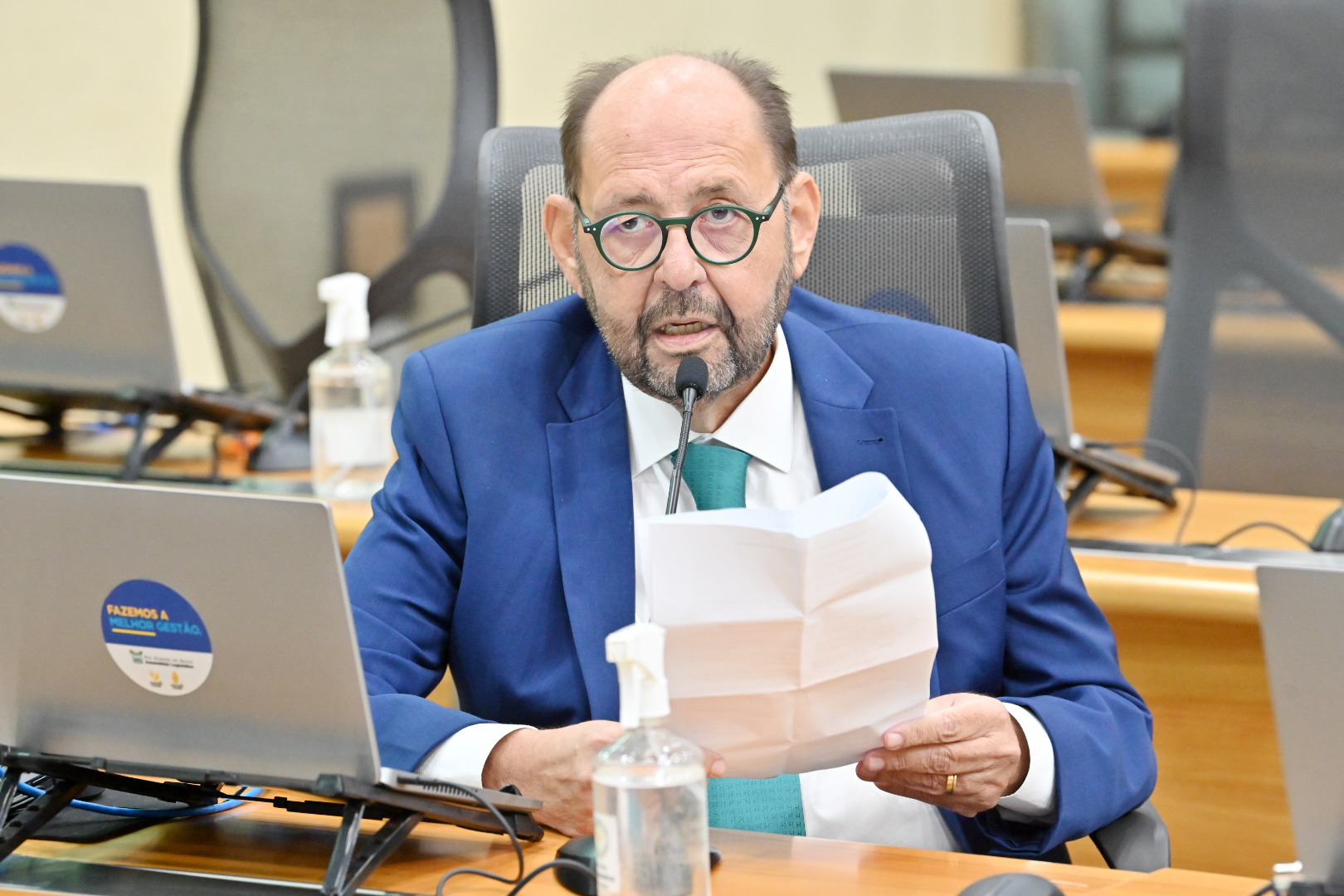 Gustavo Carvalho apresenta projeto de lei que beneficia pessoas com TEA e Down