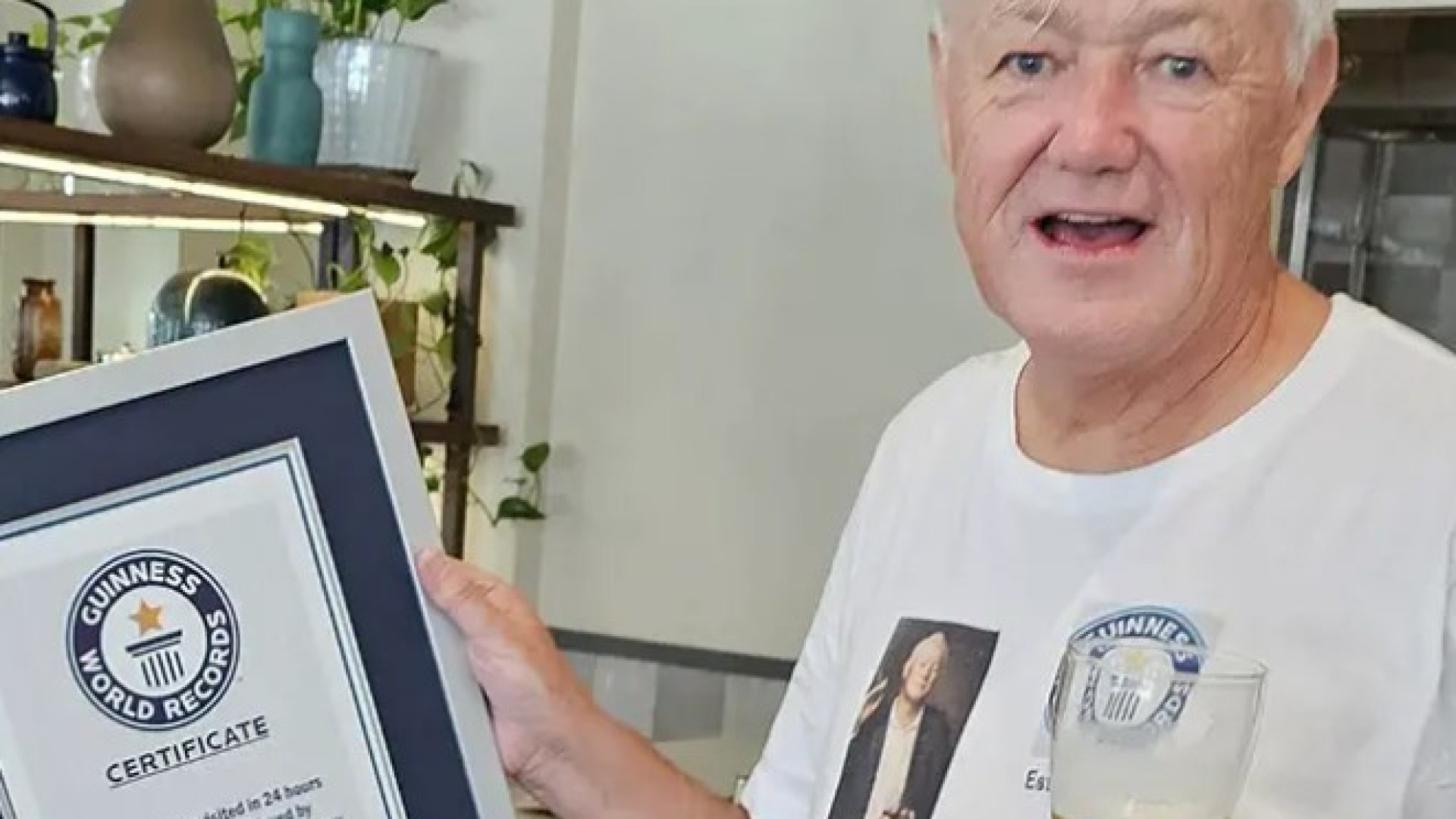 Aposentado 'ganha' recorde do Guinness após beber em 120 bares num só dia
