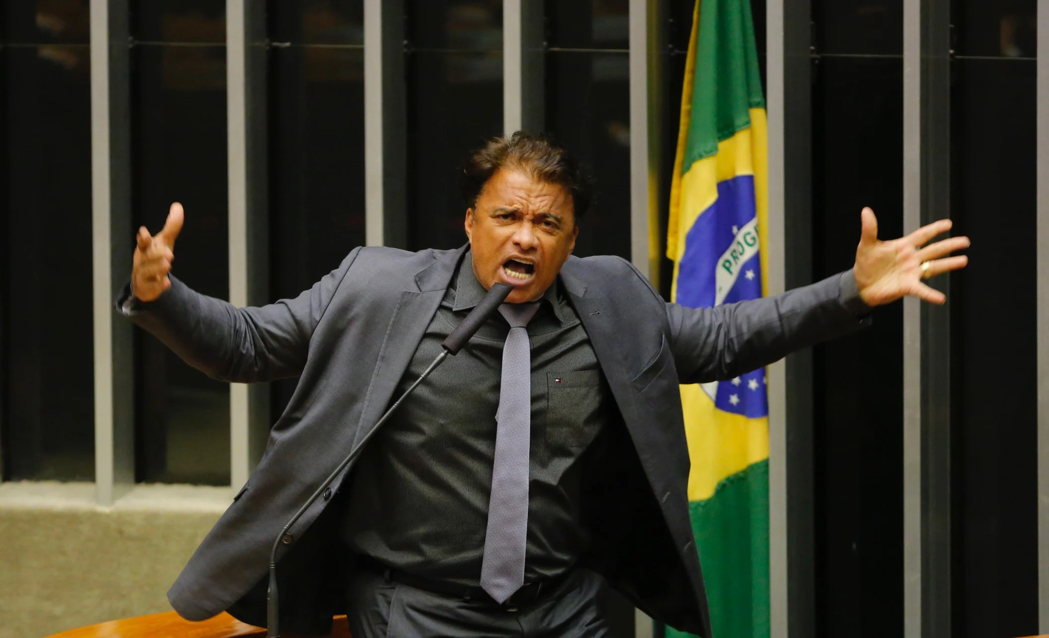 Ex-deputado federal é preso pela PF por crimes eleitorais