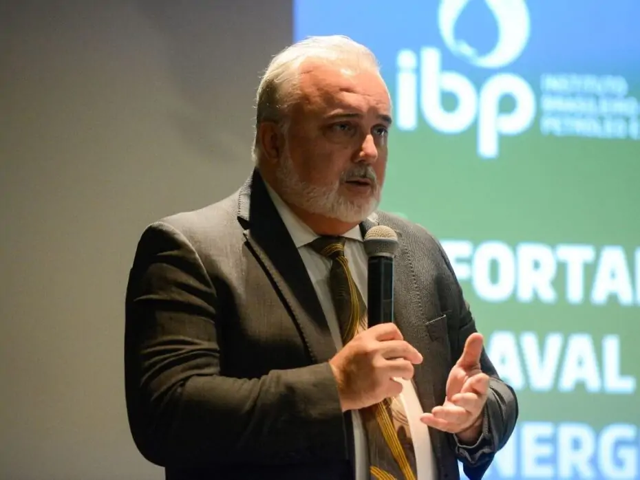 Jean diz que Petrobras não vai reajustar preços de combustíveis agora: ‘Não há razão para pânico’