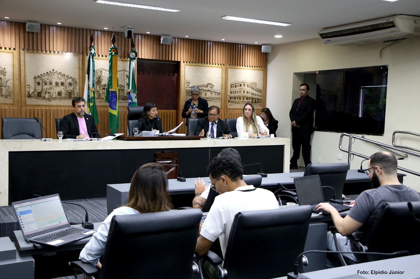 Comissão aprova gratuidade para gestantes no transporte público de Natal