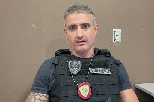 Motorista que transportou assassino de psicóloga ajudou polícia a encontrar criminoso, diz delegado