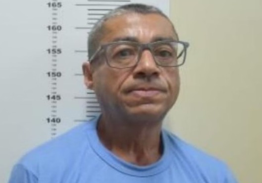 Chefão do PCC que planejou ataques a autoridades políticas do Brasil, deixou presídio de Mossoró pela porta da frente
