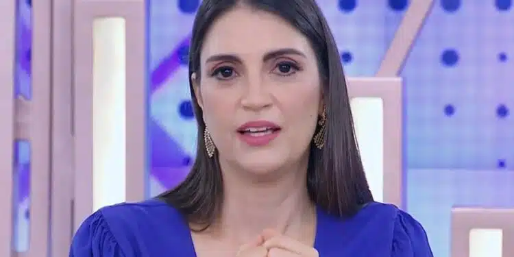 VÍDEO: apresentadora Chris Flores faz desabafo ao falar sobre saída do SBT