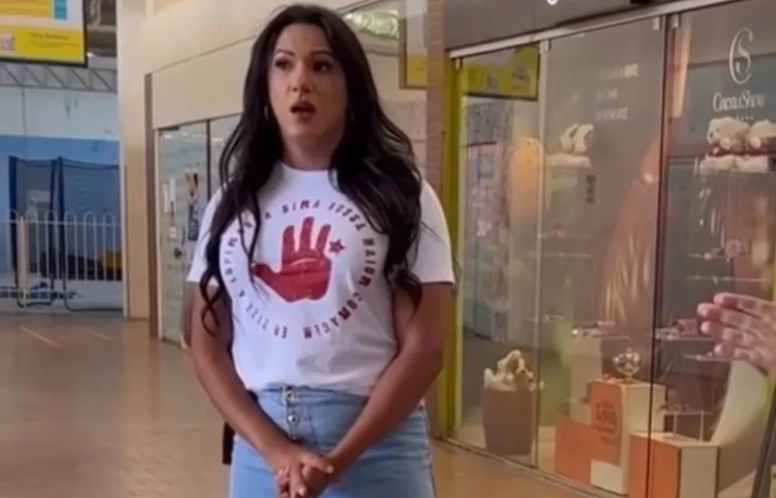 Shopping Via Direta terá que pagar multa à vereadora trans Thabatta Pimenta