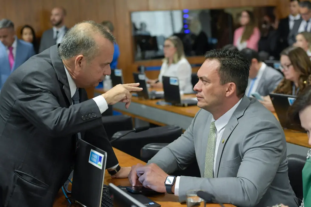 Governo foi contra castração de criminosos sexuais, diz Styvenson, autor do projeto