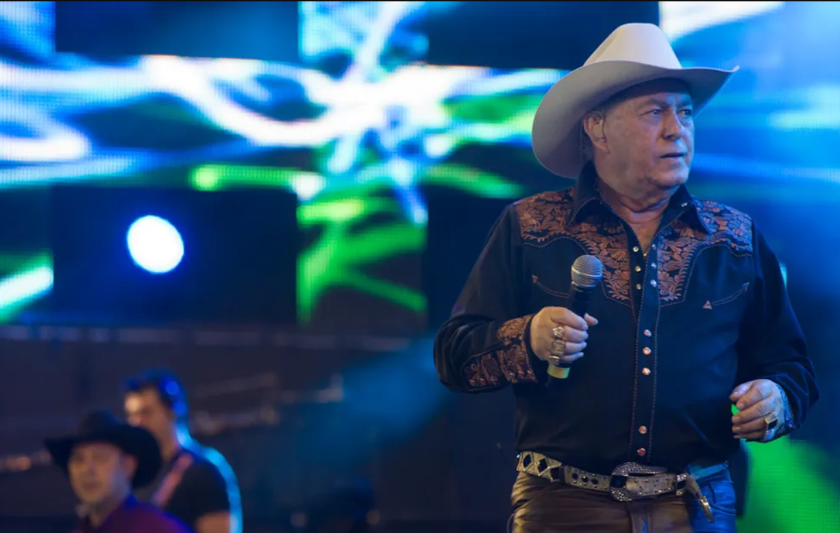 Cantor sertanejo Milionário, da dupla com José Rico, é internado após sofrer AVC