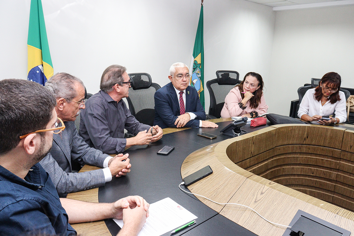 Dirigentes empresariais e setor público se reúnem para tratar cenário da Cidade Alta