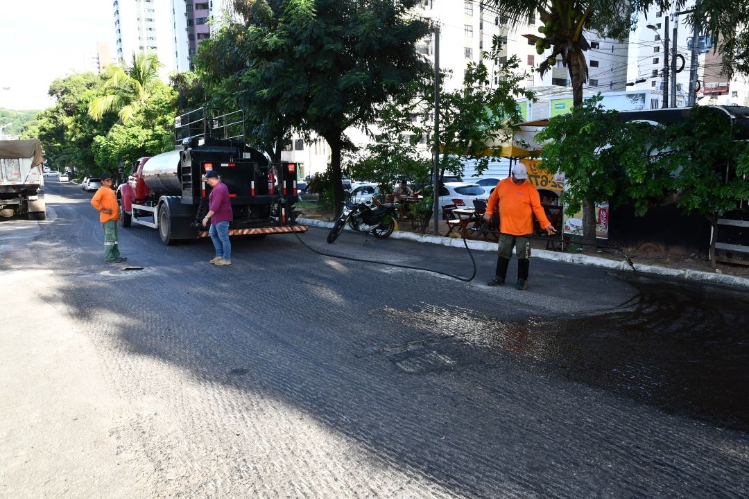 Vias na zona Leste de Natal terão serviços do Asfalto Novo finalizados nos próximos dias